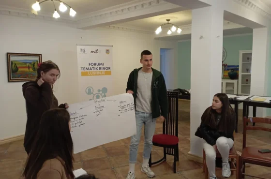 Media dhe kanalet e komunikimit a