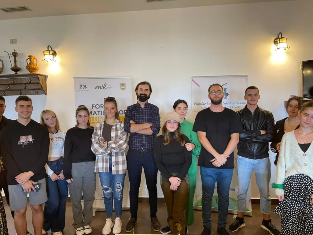 Perfshirja e te rinjve ne procese jpg