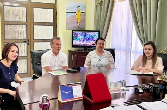 Takimet dialoguese me aktorë të p